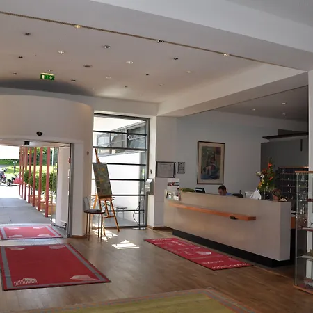 Hotell Rennsteig 4*
