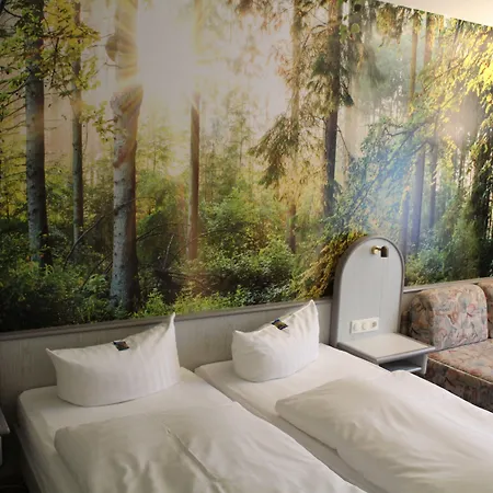 Hotell Rennsteig 4*